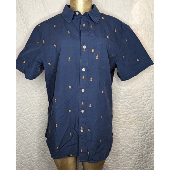 NWT Size Medium The North Face Short Sleeve Camp Fire Print Shirt  Button Up - Picture 1 of 8
